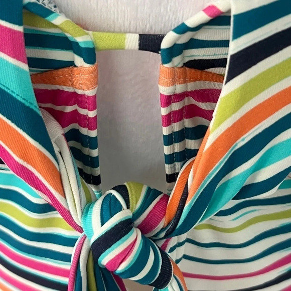Vince Camuto Retro Striped Halter One-Piece Swimsuit Tie Front MultiColor 10 NWT - Picture 4 of 16
